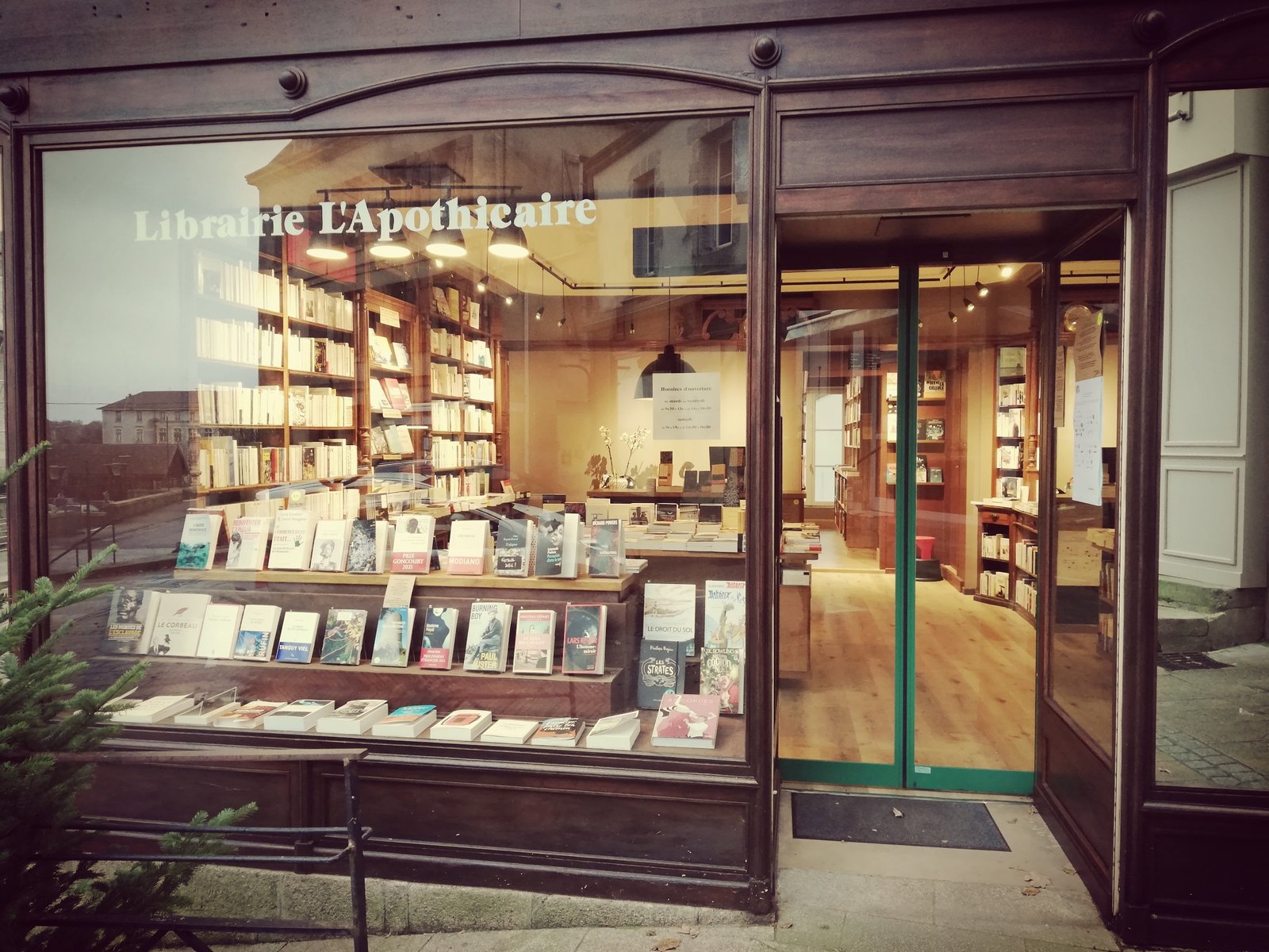 LIBRAIRIE L&rsquo;APOTHICAIRE