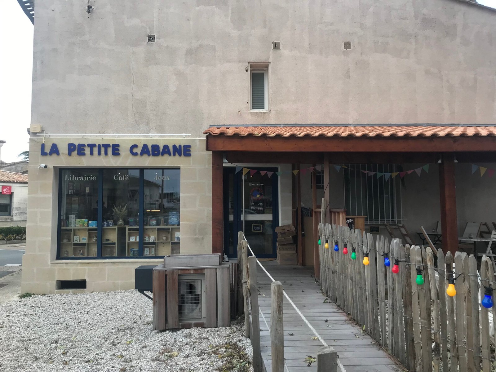 LIBRAIRIE LA PETITE CABANE